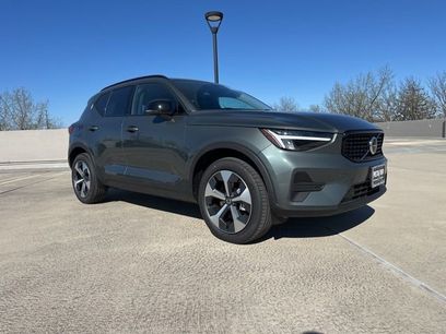 New 2026 Volvo XC40 B5 Core w/ Protection Package Premier