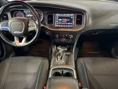Used 2017 Dodge Charger SXT