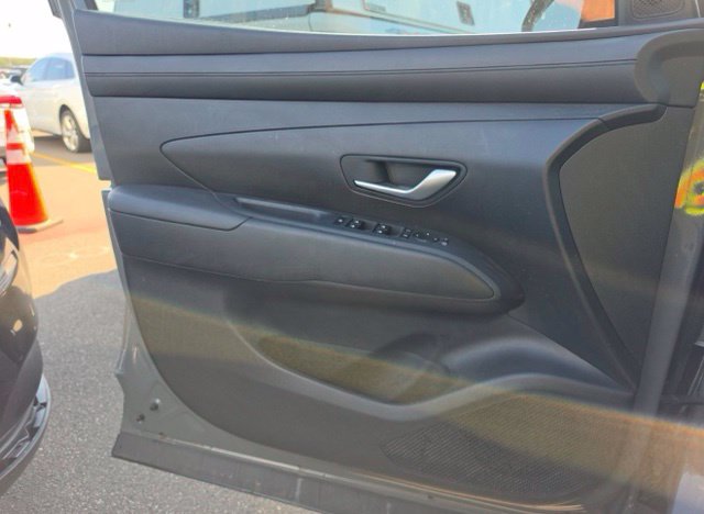 Used 2026 Hyundai Tucson SE FWD image 14