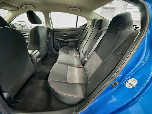 Used 2025 Nissan Sentra SR FWD image 27