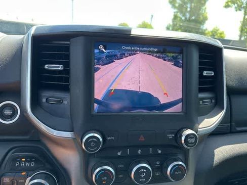 Used 2019 RAM 1500 Big Horn AWD/4WD image 11