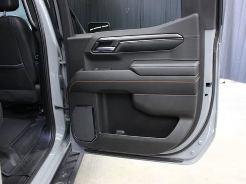 Used 2024 GMC Sierra 1500 AT4 w/ Technology Package AWD/4WD image 64