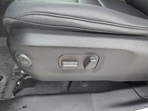 New 2025 Jeep Wrangler Unlimited Rubicon 392 image 14