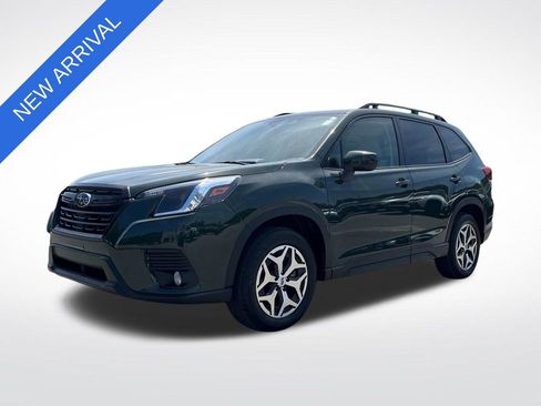 Used 2023 Subaru Forester Premium AWD/4WD image 7