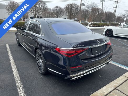 Used 2025 Mercedes-Benz Maybach S 580 4MATIC image 4