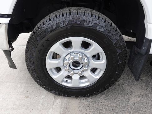 Used 2024 Ford F250 XLT image 60