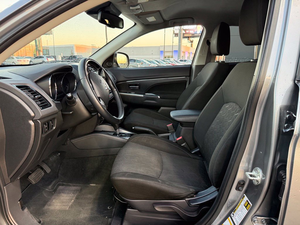 Used 2021 Mitsubishi Outlander Sport SE AWD/4WD image 11