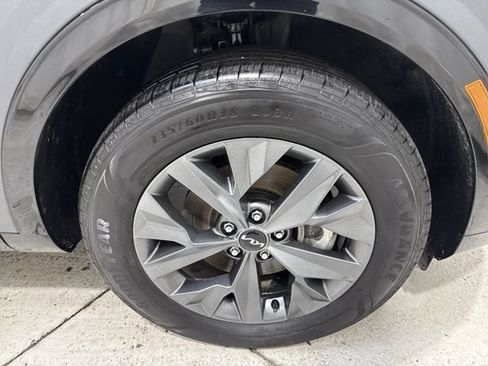 Certified 2025 Kia Sportage SX Prestige AWD/4WD image 34
