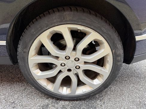 Used 2016 Land Rover Range Rover Supercharged image 14