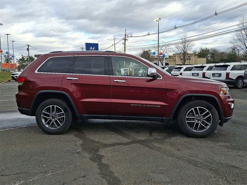 Used 2020 Jeep Grand Cherokee Limited image 8