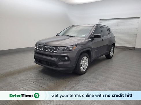 Used 2022 Jeep Compass Latitude image 1