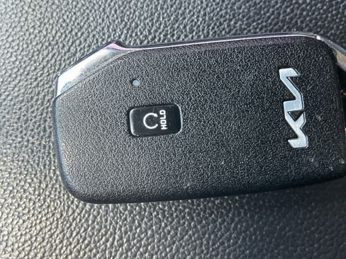 Used 2023 Kia Sportage EX FWD image 29
