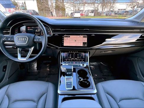 Used 2021 Audi Q7 3.0T Premium Plus w/ Premium Plus Package image 17
