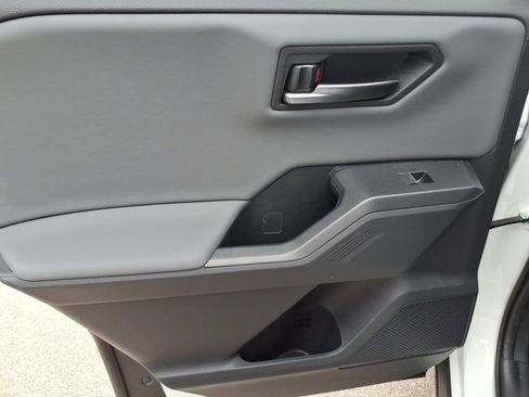 Used 2026 Toyota RAV4 XSE AWD/4WD image 10