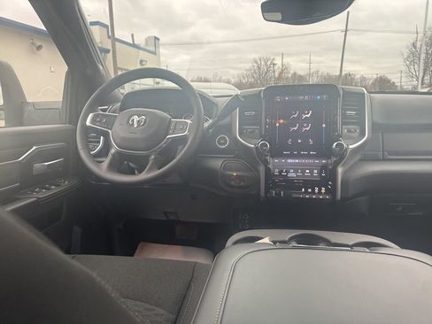 Used 2025 RAM 2500 Big Horn image 36