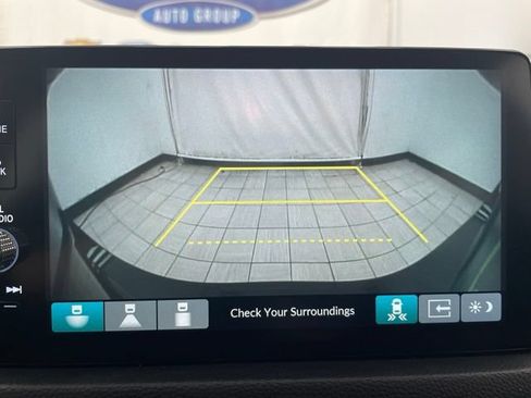 Used 2022 Honda Civic Touring image 6