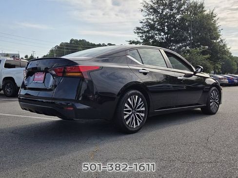 Used 2025 Nissan Altima 2.5 SV FWD image 5