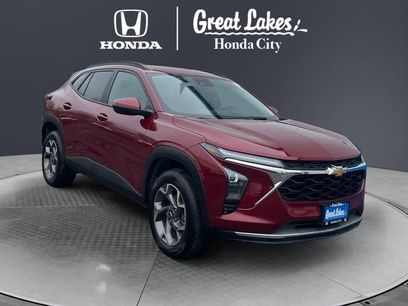 Used 2025 Chevrolet Trax LT w/ Driver Confidence Package