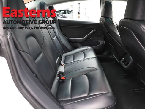 Used 2023 Tesla Model 3 Standard Range RWD image 17