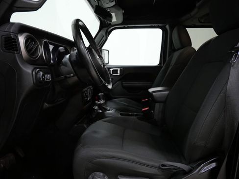 Used 2021 Jeep Wrangler Unlimited Sport image 13