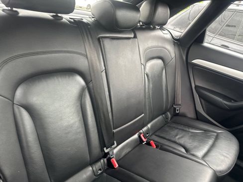 Used 2018 Audi Q3 2.0T Premium AWD/4WD image 39