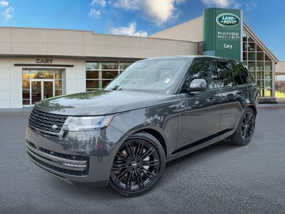 New 2025 Land Rover Range Rover SE