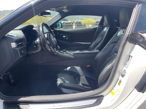 Used 2022 Toyota Supra Premium w/ Driver Assist Package image 9