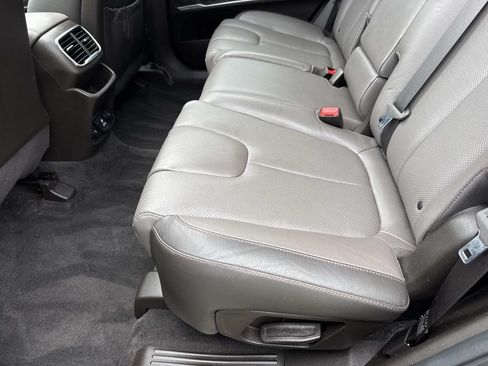 Used 2020 Hyundai Santa Fe Limited FWD image 16