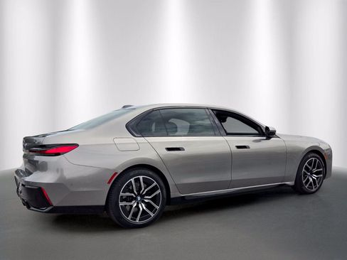 Certified 2023 BMW 740i w/ Parking Assistance Package RWD image 7