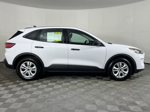 Used 2020 Ford Escape S image 5