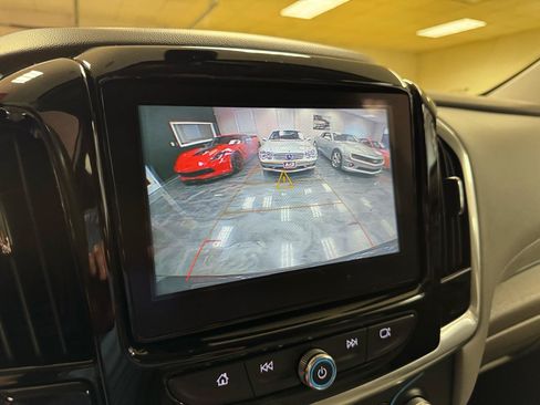 Used 2019 Chevrolet Traverse LT AWD/4WD image 29
