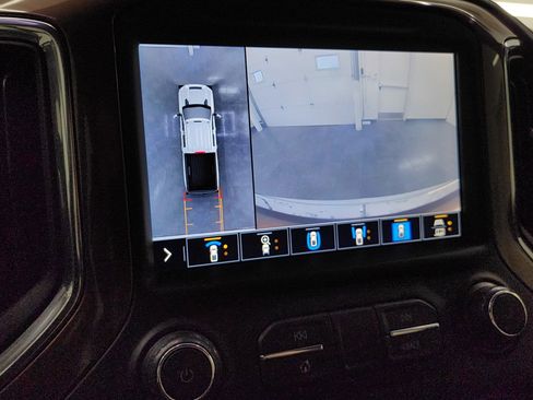 Used 2021 Chevrolet Silverado 2500 High Country w/ Z71 Off-Road Package image 17