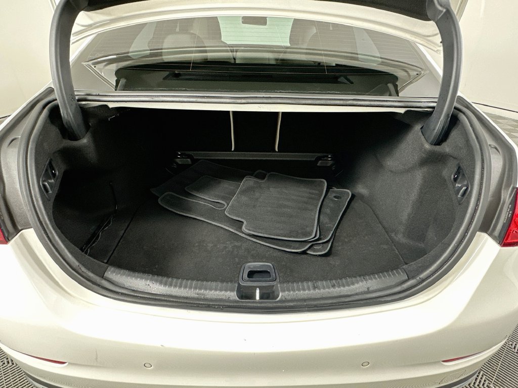 Used 2024 Mercedes-Benz C 300 Sedan image 26