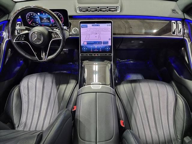 Used 2022 Mercedes-Benz S 500 4MATIC w/ AMG Line Package image 19