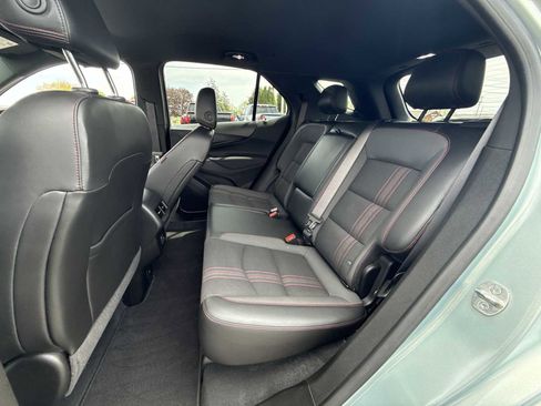 Certified 2022 Chevrolet Equinox RS w/ Infotainment Package FWD image 24