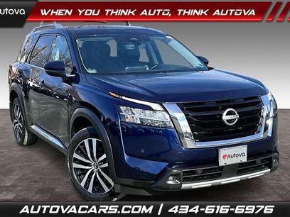 Used 2023 Nissan Pathfinder Platinum