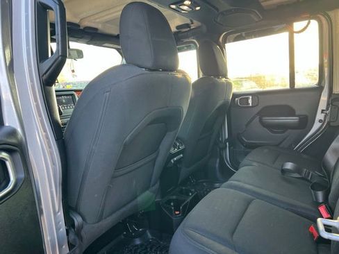 Used 2021 Jeep Wrangler Unlimited Sport AWD/4WD image 12