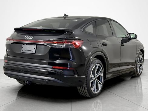 Used 2025 Audi Q4 e-tron Premium w/ Convenience Package image 5