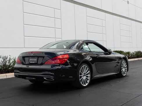 Used 2019 Mercedes-Benz SL 550 image 10