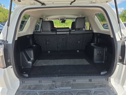 Used 2021 Toyota 4Runner SR5 Premium AWD/4WD image 24