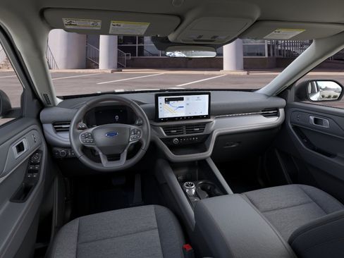 New 2026 Ford Explorer Active RWD image 9