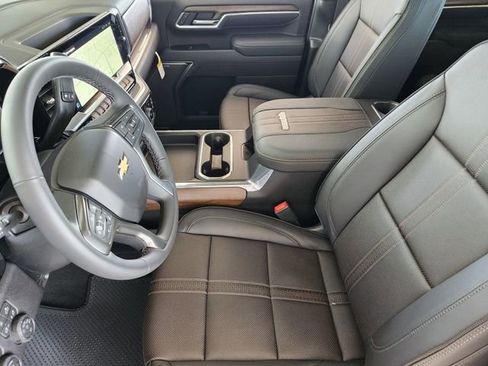 New 2026 Chevrolet Silverado 3500 High Country w/ High Country Premium Package image 30
