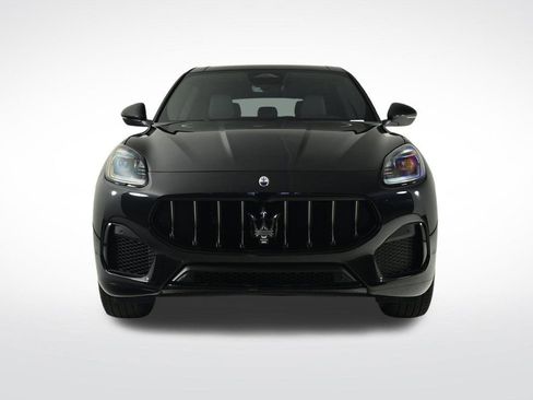 Used 2025 Maserati Grecale GT image 8