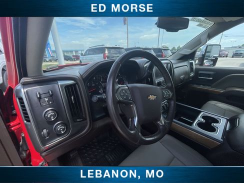 Used 2018 Chevrolet Silverado 1500 LTZ w/ LTZ Plus Package AWD/4WD image 10