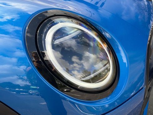 Used 2025 MINI Cooper S image 9