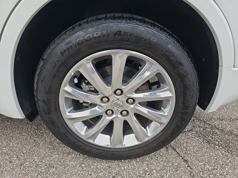 Used 2020 Buick Envision Essence image 32