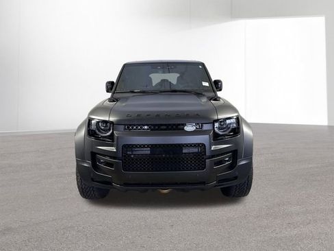 Used 2025 Land Rover Defender 110 AWD/4WD image 24