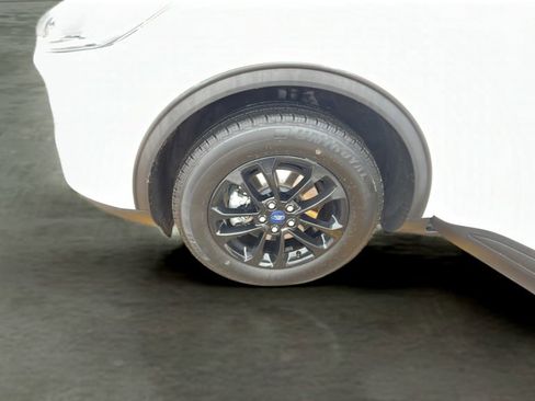 Used 2020 Ford Escape SE Sport image 6