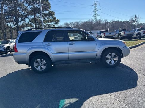 Used 2008 Toyota 4Runner SR5 image 6