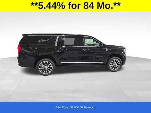 New 2026 GMC Yukon XL Denali w/ Denali Reserve Package AWD/4WD image 8